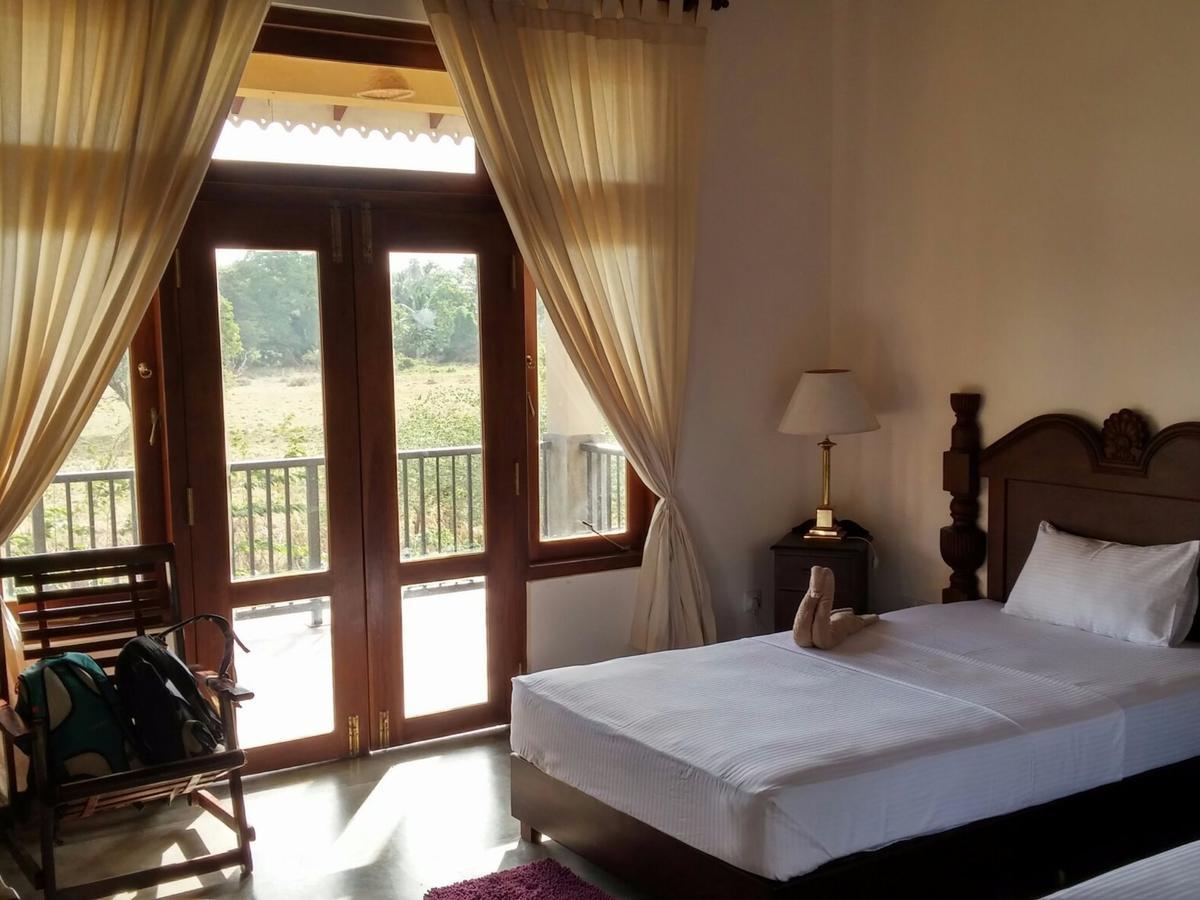 Hotel Castle Rock Sigiriya Kibissa Exterior foto